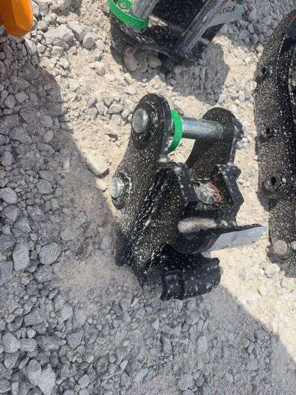 Quick Coupler - fit 1-2ton excavator,pin hole 1 inch